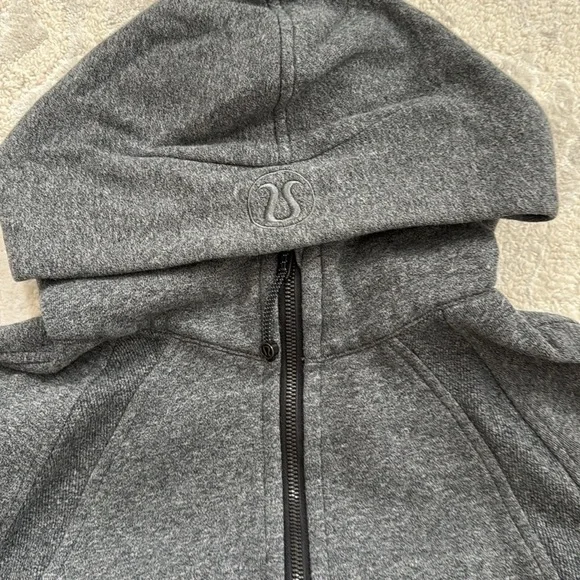 Lululemon scuba full zip - Picture 2 of 6